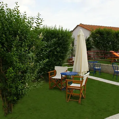 Aparthotel Maria Louiza Pefki (Evia)